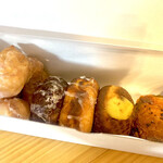 I'ｍ donut ?グルテンフリー - ダコタンクルーラー、フルーツ、焼きケーキドーナツ、オムレツ、おいもアマン