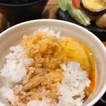ごはんや農家の台所 - 卵かけごはん