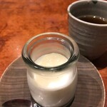 ごはんや農家の台所 - 大根ソースのぷりん