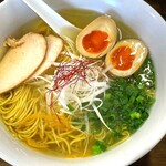 ラーメンファクトリー - 塩ラーメン
            味玉トッピング