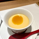 名駅 鮨 天野 - 茶碗蒸し 雲丹ソース和え(ご開帳)