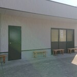 須崎食料品店 - テラス席