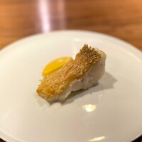 笠井 - 白甘鯛の鱗焼き