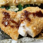 Hotto Motto - 『のり弁当』の白身魚のフライ+プレミアムソース