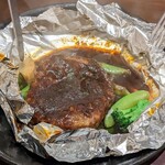 Guriru Kurashiki - ビーフハンバーグと春野菜のホイル焼き