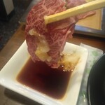 炭火七輪焼肉 てげ屋ホルモン - 