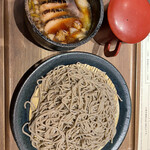 Nikusoba Tomuraushi - 