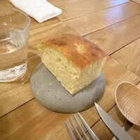 セミーナ - 余市産ふきのとうのフォカッチ