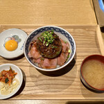 TAKUMEAT STORE - TAKUMEAT 定食。1000円