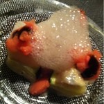 アミューズ：ホタテと茄子の冷製　フルーツトマトのシャーベットを添えて