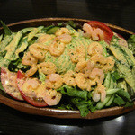Anagura - 海老とアボガドのサラダ