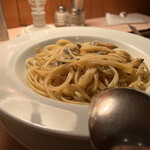 アントニオ - スパゲッティ　あさリソース　ガーリックベース