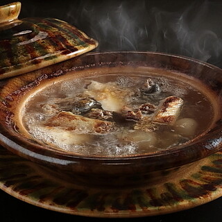 季節の食材を美味しく味わえる、お出汁にこだわったお鍋