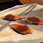 初音鮨 - キングサーモン親子握り