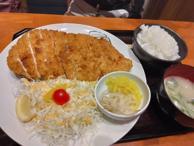 食楽処 おらほや - 竜田（食堂）の写真