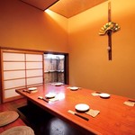 Karintou - 店内の様子☆彡落ち着いた和の雰囲気です。半個室/個室のお部屋も多数完備。人気のお席です。