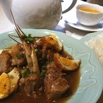 コロニアル - 豚肉と卵のカラメル煮。