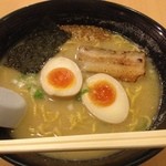 らーめん　ゑびす家 - 塩ラーメン味玉のせ