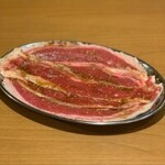 國產150g切下五花肉880日元 (含稅968日元)