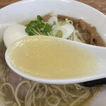 麺屋 心羽 - スープ