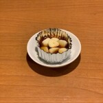 錫紙烤大蒜180日元 (含稅198日元)