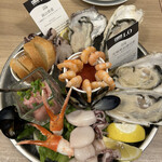 8TH SEA OYSTER Bar - 