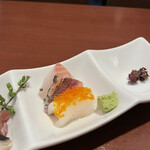 酒肴場 屯 - ヒラスズキ、アジ、ケンサキイカ