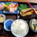 御食事処 魚ふみ - 平政西京焼と刺身定食＠1500円
