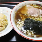 추우카 소바 후루카와 - 醤油ラーメンセット