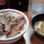 東京チカラめし - 焼き牛丼(並) 330円