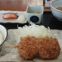 とんかつ まい泉 青山本店 - まい泉ランチ　990円　この日は、串カツと紅鮭塩焼き　2013.8追加
