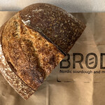 BROD - Country Style Sourdough 1/2 950円