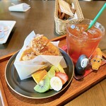 ひなうたcafe - 料理写真:ケーキ&ドリンクセット 950円