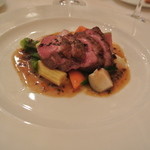 ル・ブルギニオン - シャラン産　鴨胸肉のロースト