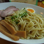 俺のラーメン あっぱれ屋 - 麺