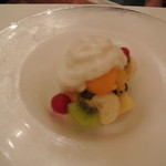 ル・ブルギニオン - フルーツサラダ