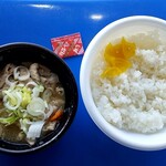 サンマリン - 料理写真:もつ煮とライス