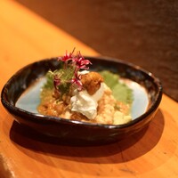 マスカルポーネ うに醤油かけ クラッカー添え