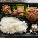 Vivo - メンチカツ、肉肉しくてジュ〜シ〜、文句無しのバリ旨‼︎