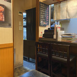 うなぎ 仙見 - カウンターではなく、小上がりでいただきました