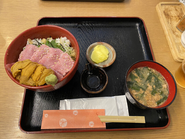 食飲笑 うたつがね（くいんしょう うたつがね） - 歌津（海鮮丼）の写真