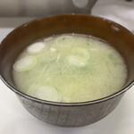 Tachisushi Aoi - 海鮮出汁で美味かった味噌汁