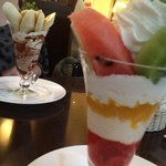 千疋屋フルーツパーラー - ピントを奥のに合わせた