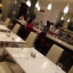 千疋屋フルーツパーラー - カウンター席あり