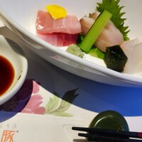 羅豚 ギンザ・グラッセ - 鮮魚三種盛り