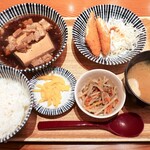 肉豆冨とレモンサワー 大衆食堂 安べゑ - 肉豆冨定食