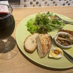 RYU-RYU - 前菜、サラダ、パン、Gワイン
