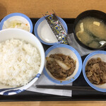 松屋 - 牛小鉢朝定食〈牛皿〉
            ¥430