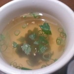 明月館 上本町本店 - ビビンバセットのスープ