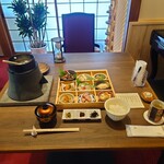 Keishouan Shirotori Sou - ●白鳥コシヒカリ米
                      　釜炊きご飯と九桝ご飯　3,300円
